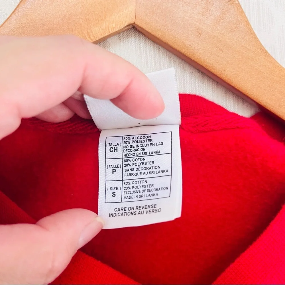 VINTAGE DISNEY WINNIE THE POOH EMBROIDERED SWEATSHIRT Red Size Small Unisex - Picture 5 of 9